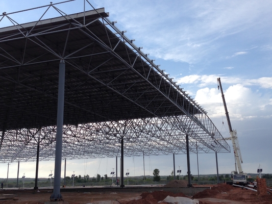 Struktur Bangunan Kerangka Baja Ringan Prefabrikasi untuk Stasiun Bensin. Desain yang awet dan efisien.