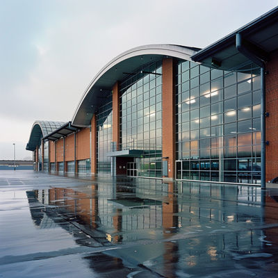 Struktur ruang yang elegan dan inovatif untuk perpustakaan dan ruang pameran Solusi konstruksi baja yang dapat disesuaikan