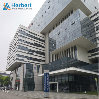 Q345 Aluminium Curtain Wall Stone 960mm 820mm Disesuaikan Untuk Struktur