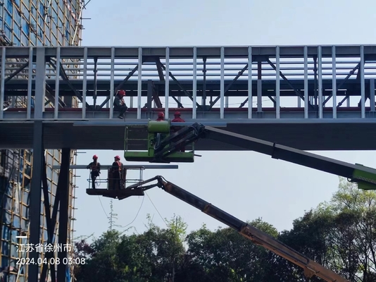 Sistem Truss Baja untuk Koridor Air Hujan di Bangunan Komersial Solusi Pengelolaan Air Efektif