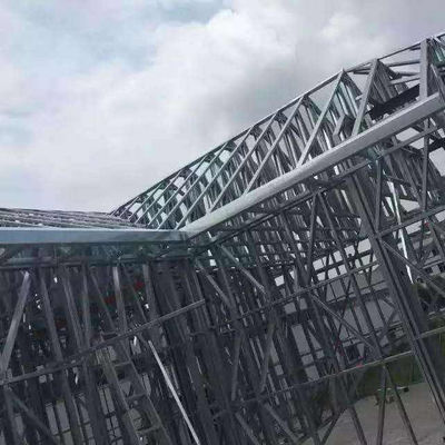 Custom Lightweight Galvanized Steel Truss Struktur Atap GB Standar