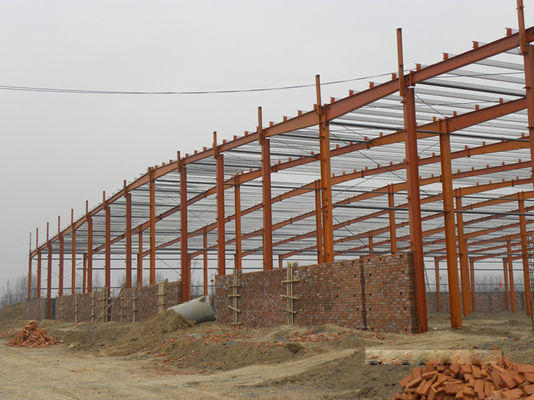 Prefabricated Steel Structure Cows Farm Building with 50 Years Life Time 10 Fission Resistant and 15-21 Days Delivery Time